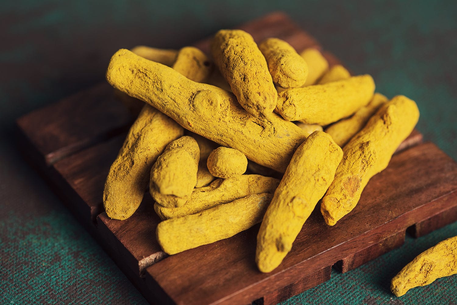 uploads/products/1777024571_Turmeric row .jpeg